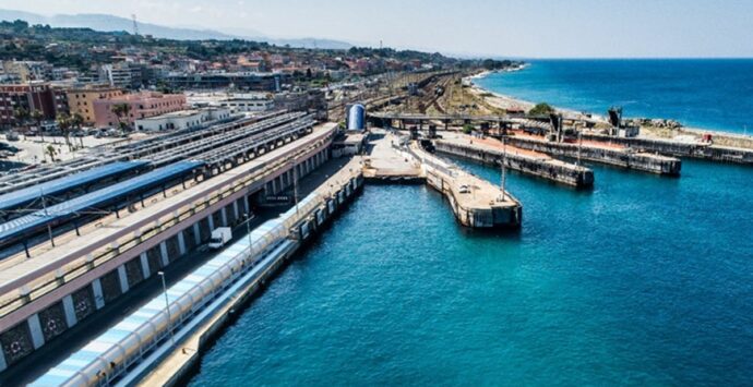 Lavoro a porto e interporto a Villa, l’amministrazione: «Servono soluzioni per garantire l’operatività degli approdi»