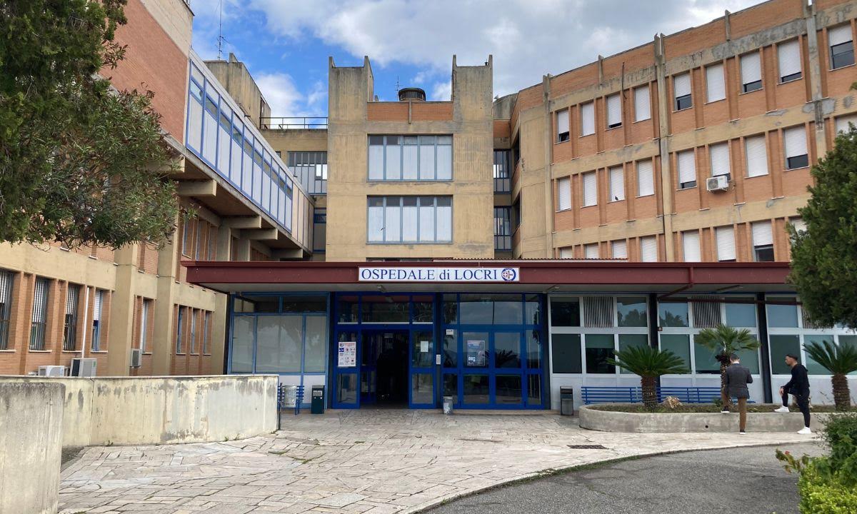 Ospedale di Locri, neo mamme lasciate sole: l’impegno della garante Stanganelli 