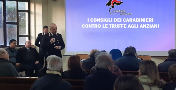 Reggio, i consigli dei carabinieri contro le truffe agli anziani