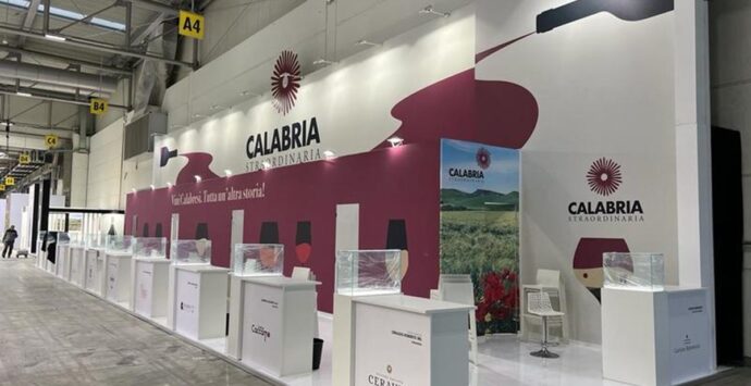 Vinitaly 2023, da oggi protagonista la Calabria del vino di qualità