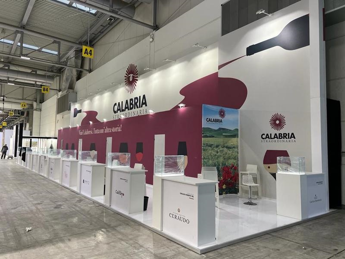 Vinitaly 2023, da oggi protagonista la Calabria del vino di qualità