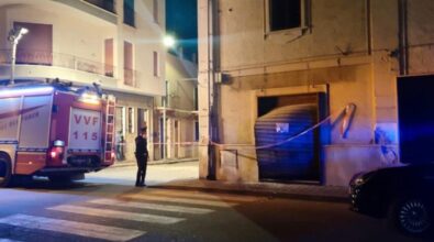 Reggio, paura a Catona: bomba contro una rosticceria