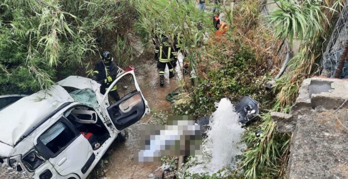 Incidente mortale nella Locride, deceduta anche la piccola 13enne trasportata d’urgenza al Gom