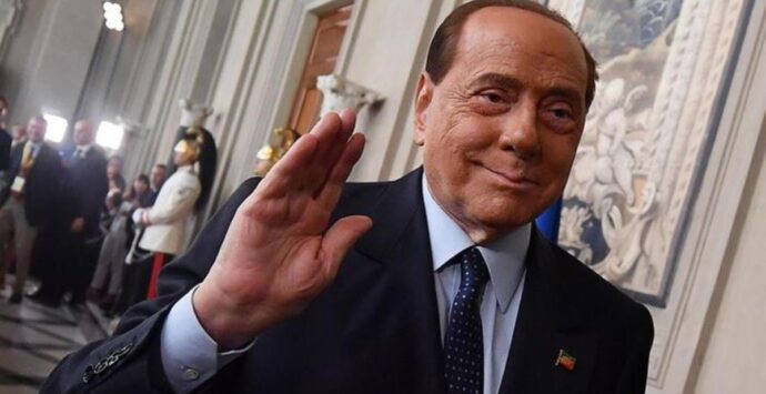 Funerali di Berlusconi, presenti le telecamere e gli inviati di LaC: segui la DIRETTA