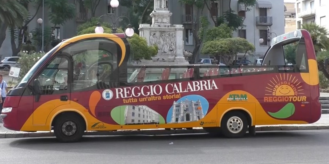Circuito aree archeologiche a Reggio, previsto il tour col bus turistico Atam