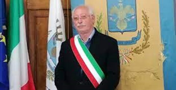 Morte sindaco Pezzimenti, il cordoglio delle Istituzioni