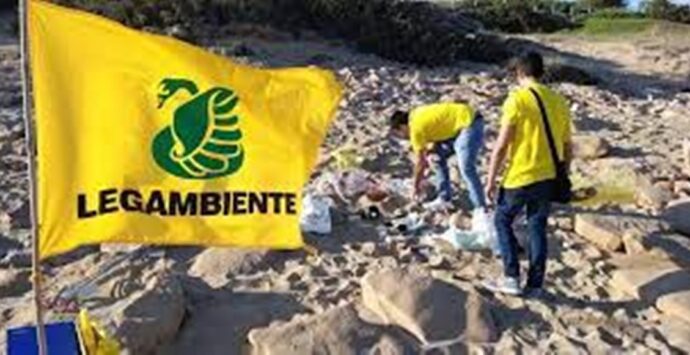 Reggio, Legambiente dà appuntamento a Gallico per l’iniziativa “Spiagge e fondali puliti”