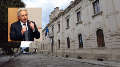 Bilanci falsati a Reggio, udienza rinviata per Arena e altri 6 indagati. Il Comune non è ancora parte civile