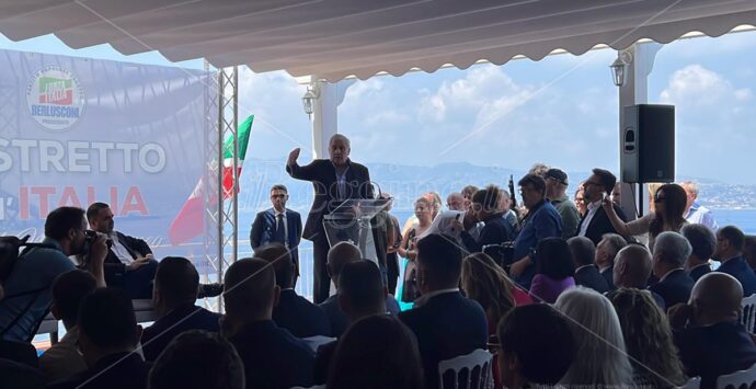 Villa San Giovanni, ministro Tajani: «A Reggio Calabria il prossimo G7»