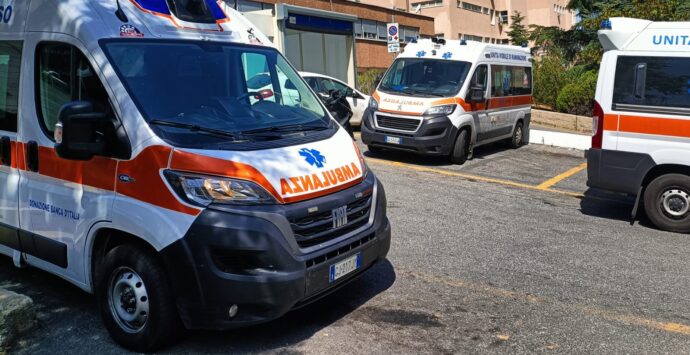 Emergenza caldo, è caos a Reggio: i consigli del direttore del 118 per le necessità