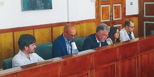 Villa, la minoranza: «Poca trasparenza dell’amministrazione Caminiti sul bilancio stabilemente riequilibrato»