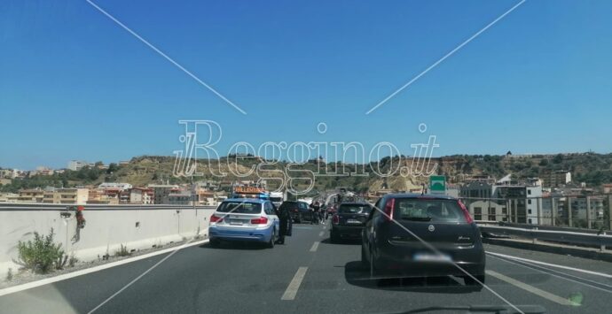 Reggio, incidente tra gli svincoli delle bretelle di Spirito Santo: traffico bloccato