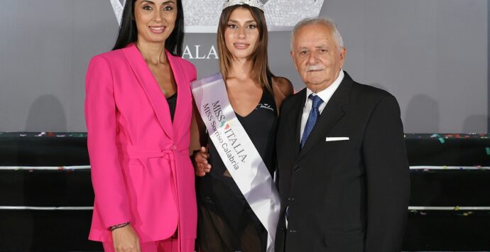 A San Roberto Carlotta Caputo incoronata Miss Sorriso Calabria 2023