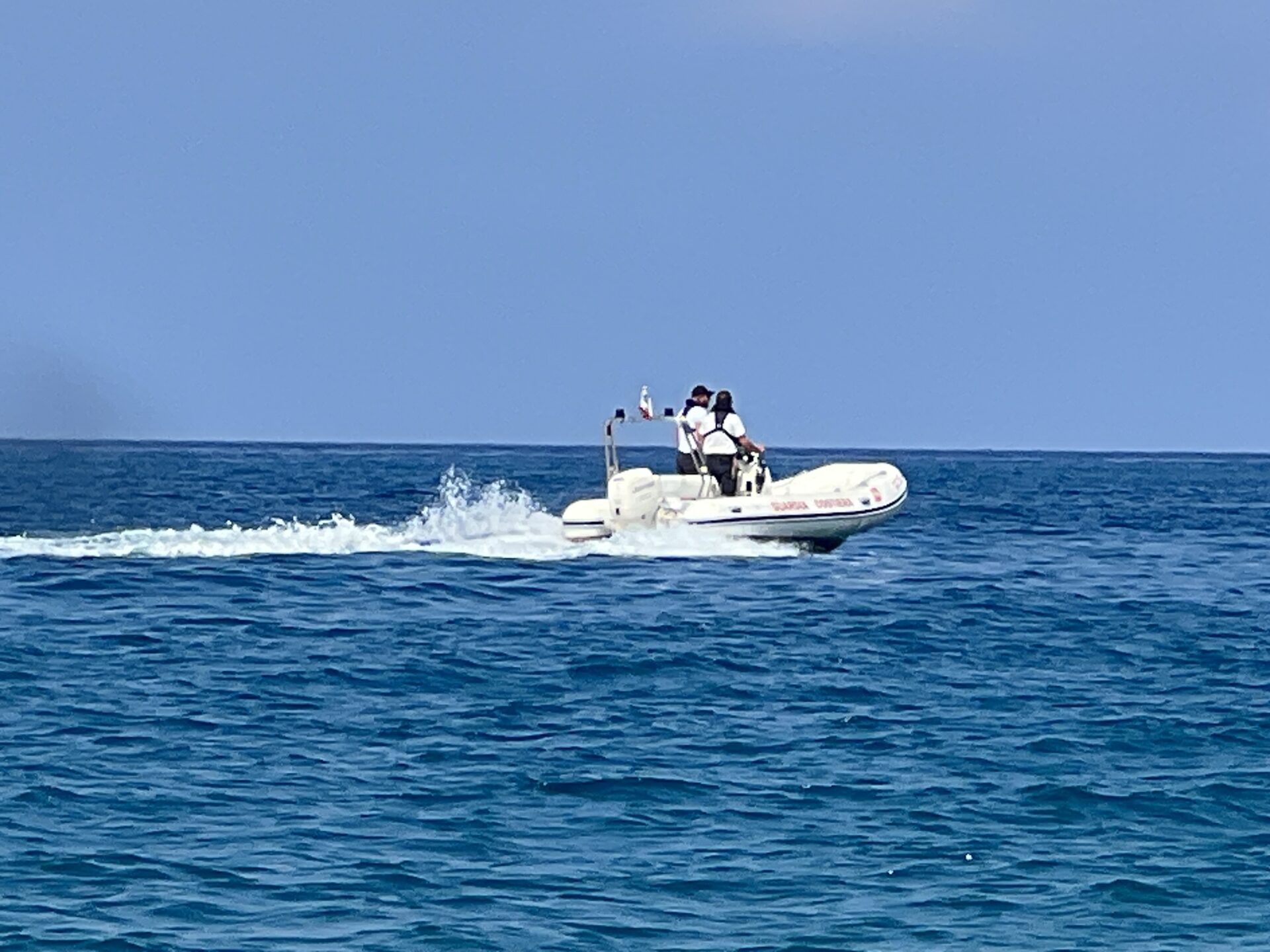Calabria, la Guardia Costiera intensifica i controlli lungo le coste 