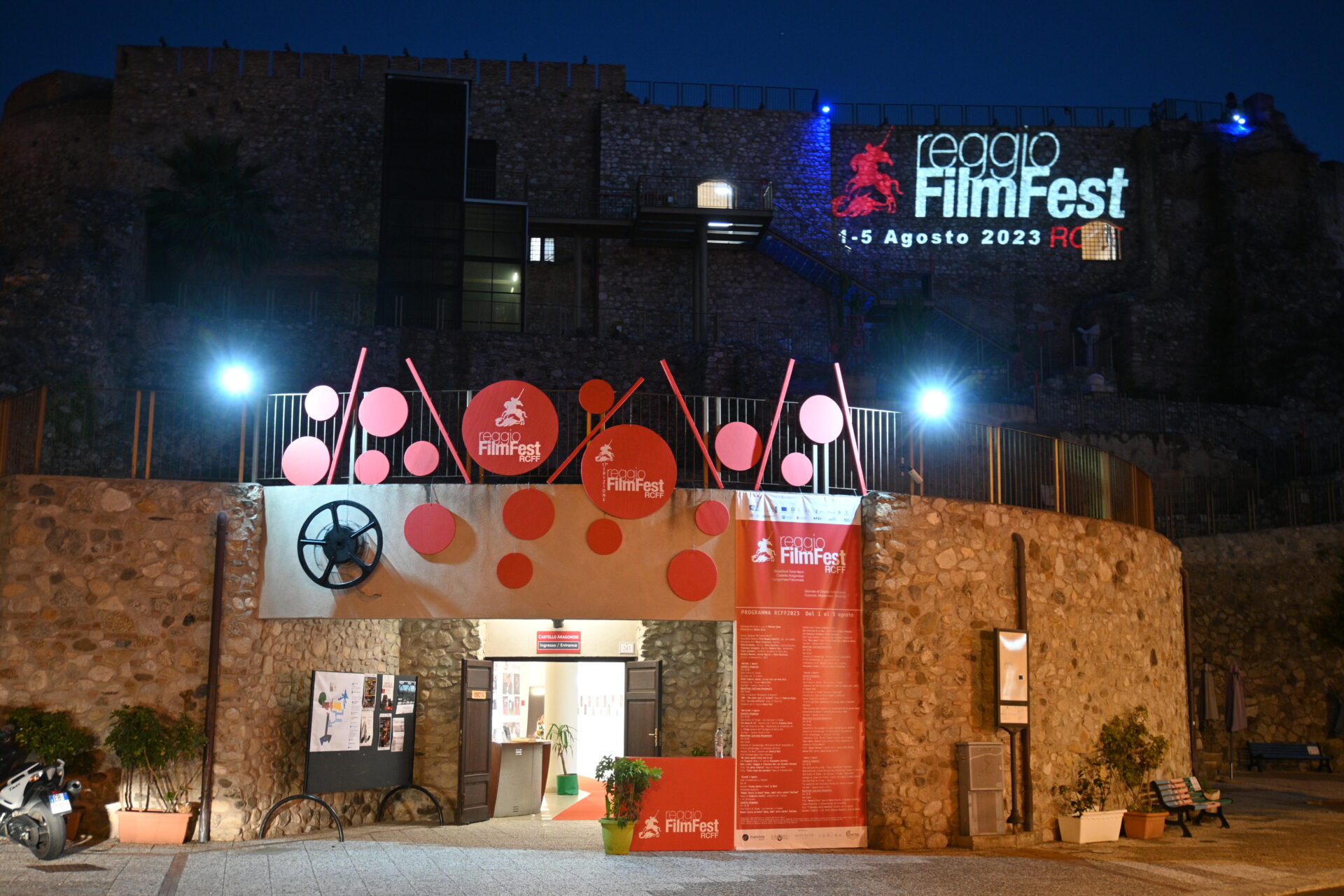 Quarta giornata di Reggio FilmFest con un tramonto culturale