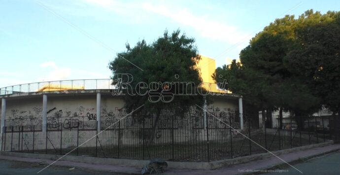 Reggio, indetta la procedura negoziata per completare il piazzale Trieste e l’anfiteatro già vandalizzato – FOTO