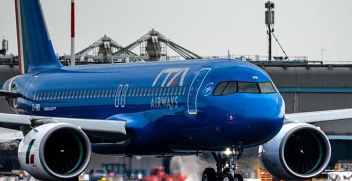 Attimi di terrore sul volo Lamezia-Milano, l’aereo ha perso quota per il maltempo