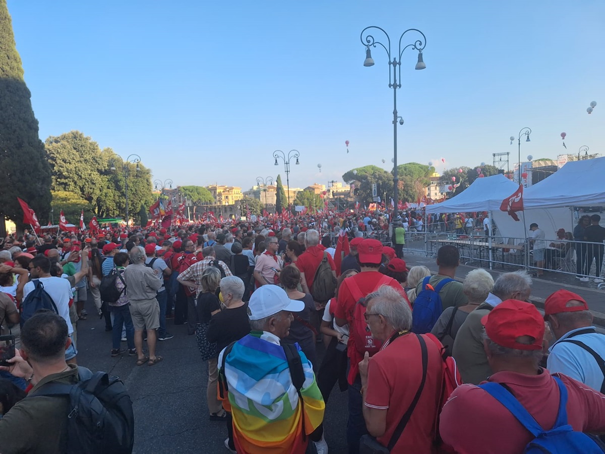Manifestazione Cgil, Bevacqua e Iacucci: «Dalla piazza e dalla Costituzione per costruire l’alternativa alla destra»