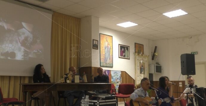 Reggio, Siamo Oriente: il nuovo brano dei Mattanza con le parole di Gioacchino Criaco – VIDEO