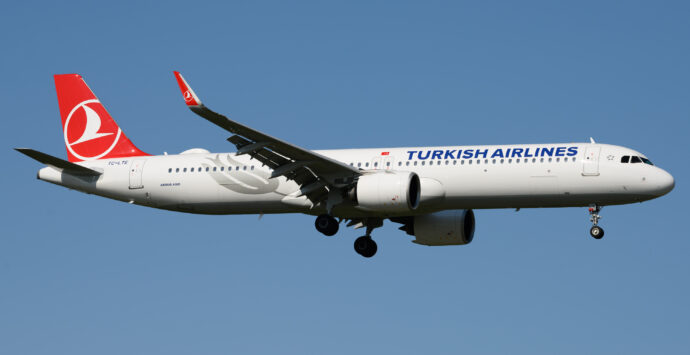 Trasporto aereo, Occhiuto: «Incontro con Turkish Airlines per voli sulla Calabria»
