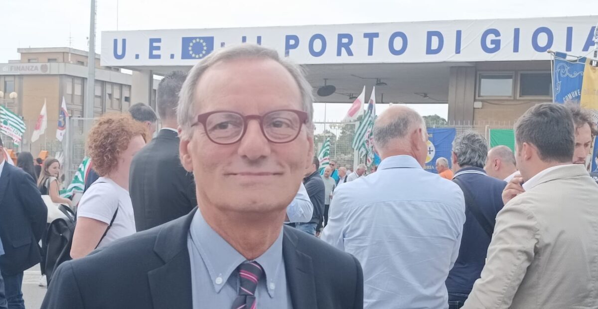 Battaglia al porto di Gioia Tauro: «Direttiva penalizzante che va immediatamente corretta»