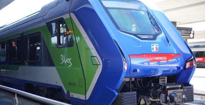 Reggio, è partito stamattina il terzo treno Blues di Trenitalia