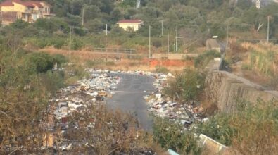 Reggio, Rifiuti a Mortara: Brunetti annuncia soluzioni e il comitato chiede il crono programma di interventi – VIDEO