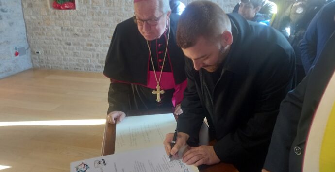Asd Saint Michel di Gioia Tauro, firma Patto di amicizia con l’Accademia Bonifacio VIII