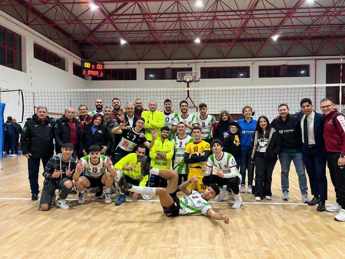 Domotek Volley Reggio Calabria, il 3-0 è ormai un marchio di fabbrica