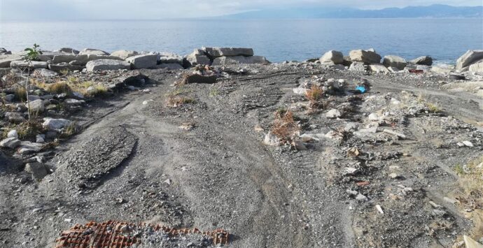 Motta, l’Ancadic e il Comitato Torrente Oliveto chiedono il ripascimento naturale del  litorale di Lazzaro 
