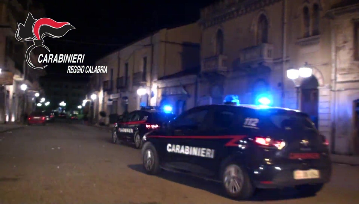 ‘Ndrangheta a Rosarno, duro colpo alla cosca Pesce: due arresti dei carabinieri – VIDEO