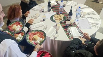 Reggio, pranzo solidale a palazzo San Giorgio per persone fragili e famiglie in difficoltà