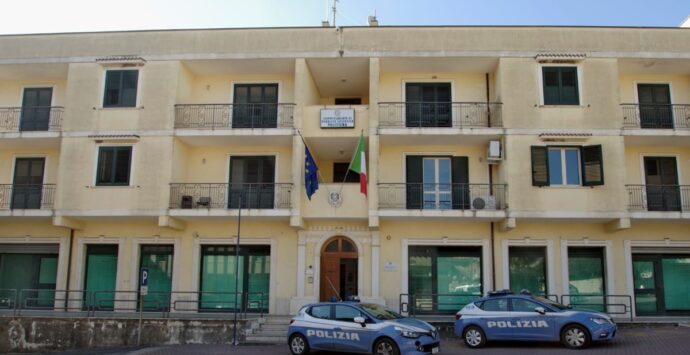 Polistena, 39enne arrestato per revenge porn, sequestro di persona e atti persecutori