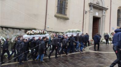 San Luca, oggi l’ultimo saluto alle quattro giovani vittime dell’incidente sulla 106