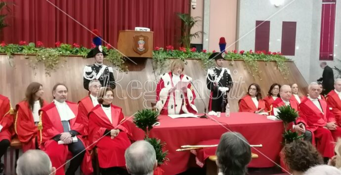 Reggio, aperto l’Anno giudiziario. Il presidente della Corte d’appello Tarzia: «Scoperto il 50% dei posti»
