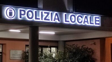 Reggio, controlli della Polizia locale nell’area mercatale di Largo Botteghelle: sanzioni per 12.500 euro