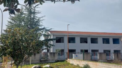 IL CASO | Anoia, scuole cittadine snobbate e iscrizioni nei paesi limitrofi: l’allarme del sindaco Demarzo