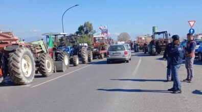 Locride, il Movimento Indipendenza vicino agli agricoltori in protesta tra Bovalino e Ardore