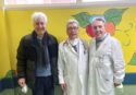 Reggio, l’associazione Incontriamoci Sempre portano doni pasquali al reparto di pediatria del Gom