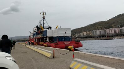 Sea Eye 4 “fermata” al porto di Reggio, l’equipaggio: «Siamo intervenuti perché il centro di soccorso libico non rispondeva»