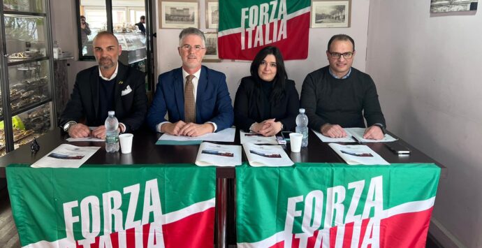 Villa San Giovanni, i consiglieri di Forza Italia tornano a lavoro dopo l’autosospensione