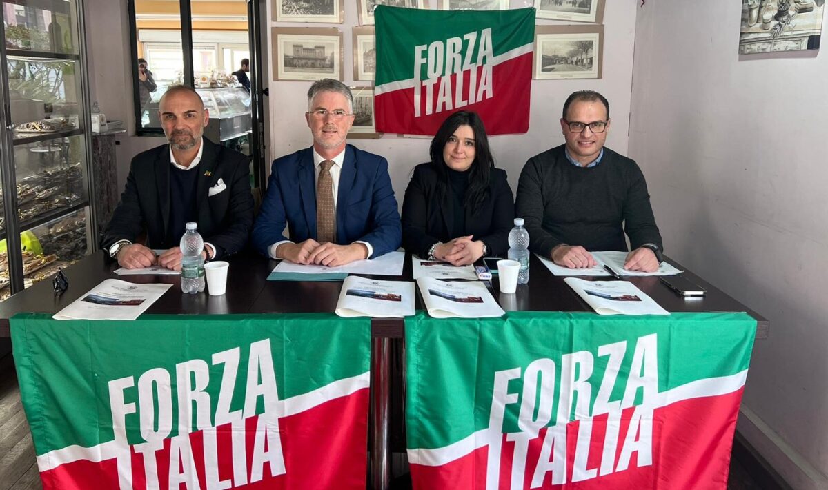 Villa San Giovanni, i consiglieri di Forza Italia tornano a lavoro dopo l’autosospensione