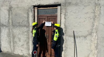 Abusivismo edilizio, la polizia locale di Palmi sequestra 9 fabbricati e denuncia 33 persone