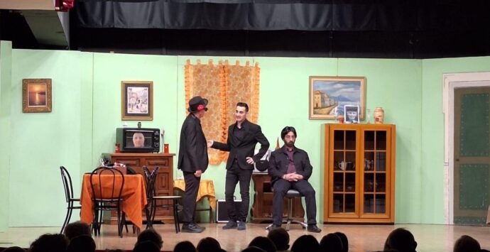 Reggio, al teatro San Bruno la prima commedia portata in scena dal Blu Sky Cabaret