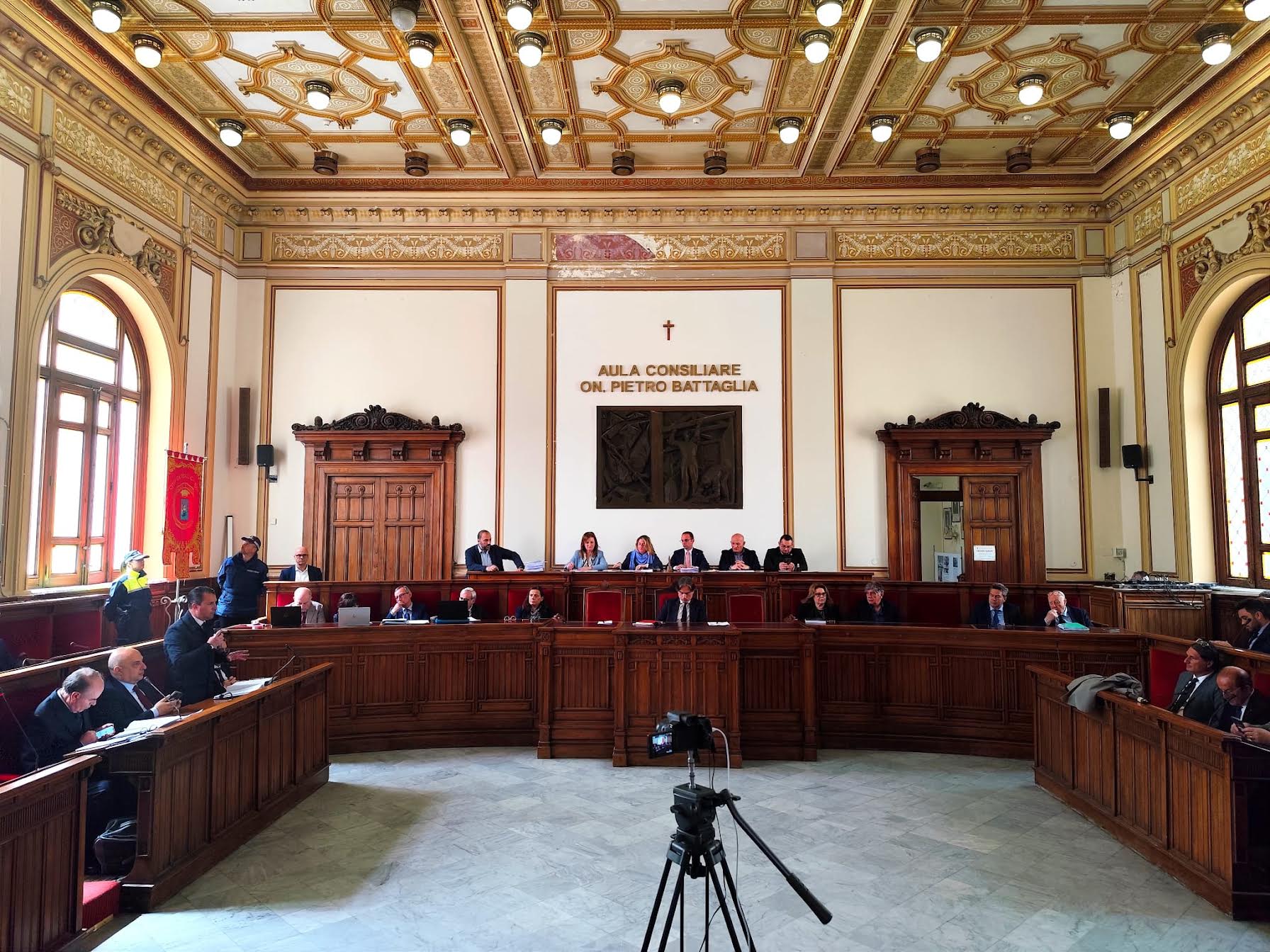 Reggio, il Consiglio comunale approva il Dup 2024-2026