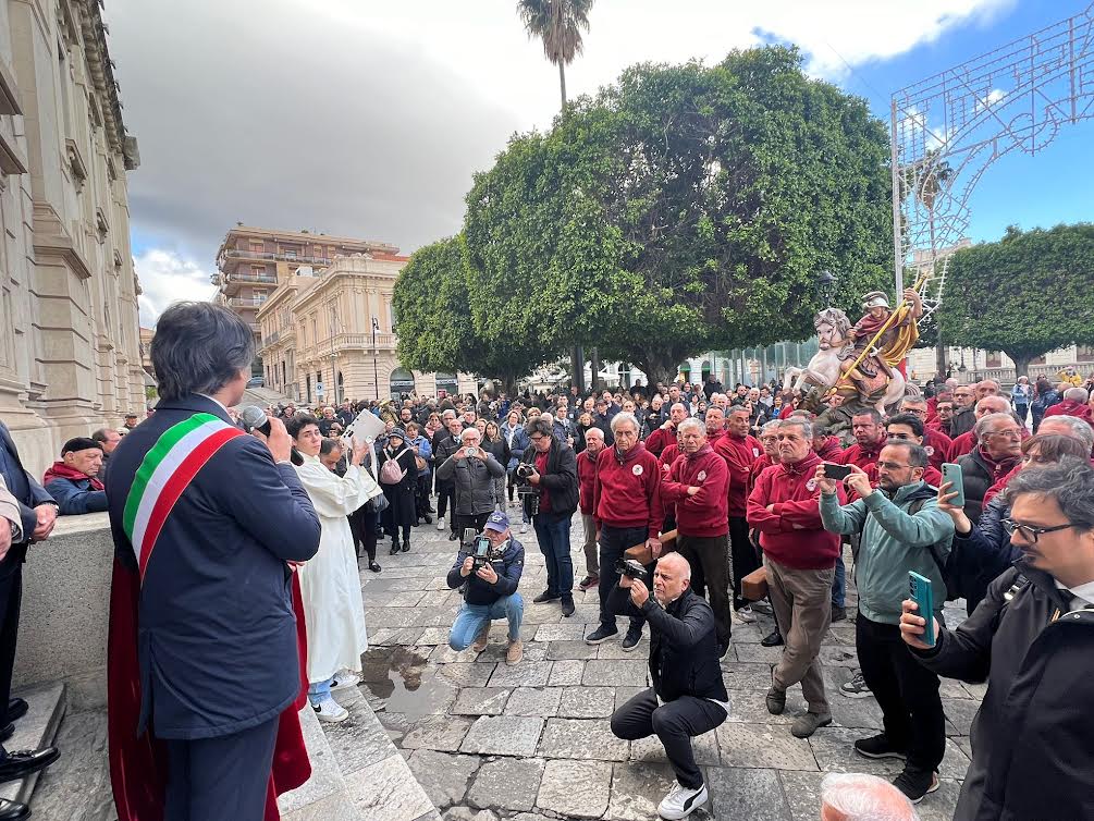 Processione di San Giorgio, Falcomatà: «Reggio ritrovi unità e superi le divisioni»
