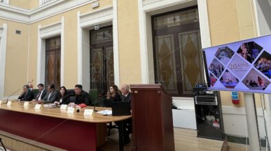 Reggio, la cultura come incontro tra i popoli: Leonida edizioni festeggia 20 anni – VIDEO