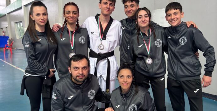 Taekwondo, poker di argento per l’Academy Sport Center di Reggio al Campionato interregionale