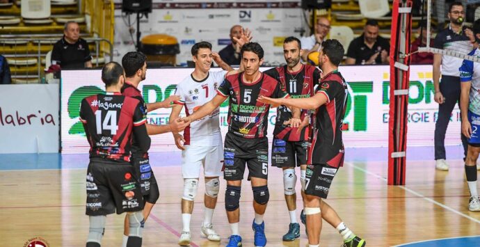 Serie B, la Domotek Volley Reggio Calabria aritmeticamente prima a tre giornate dalla fine