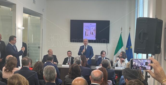Reggio, il ministro Matteo Piantedosi inaugura la nuova sede dell’Agenzia nazionale beni confiscati e sequestrati – VIDEO